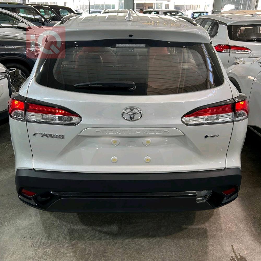 تۆیۆتا فرۆنتلاندەر